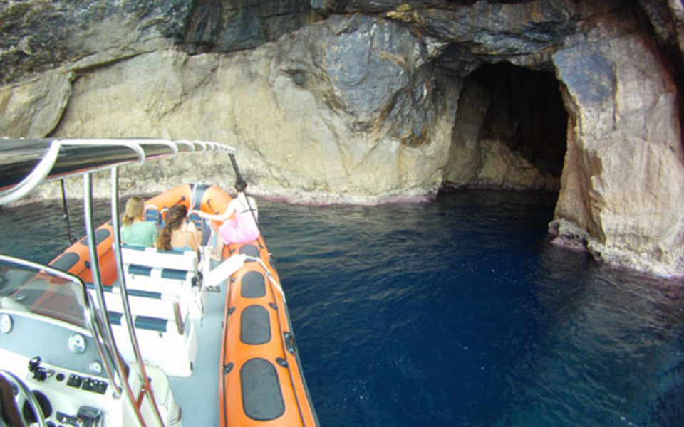 Excursión en lancha en Menorca