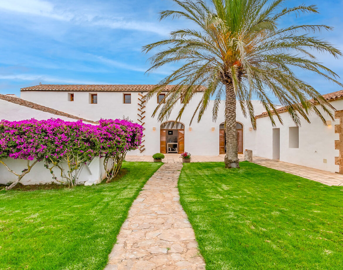 Superbe maison de campagne, tout près de Cala en Porter