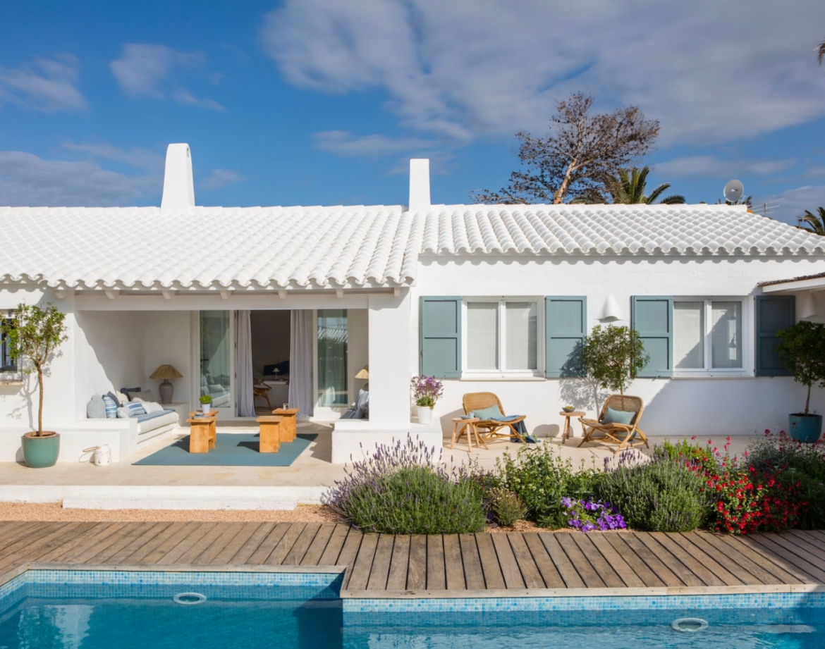 Singular villa cerca del mar en Sant Lluis