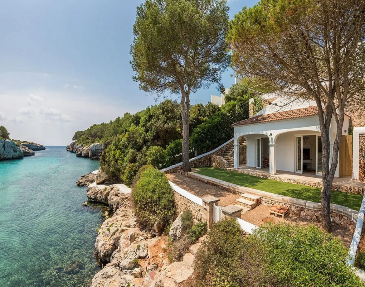 Villa en Ciutadella con acceso directo a la playa
